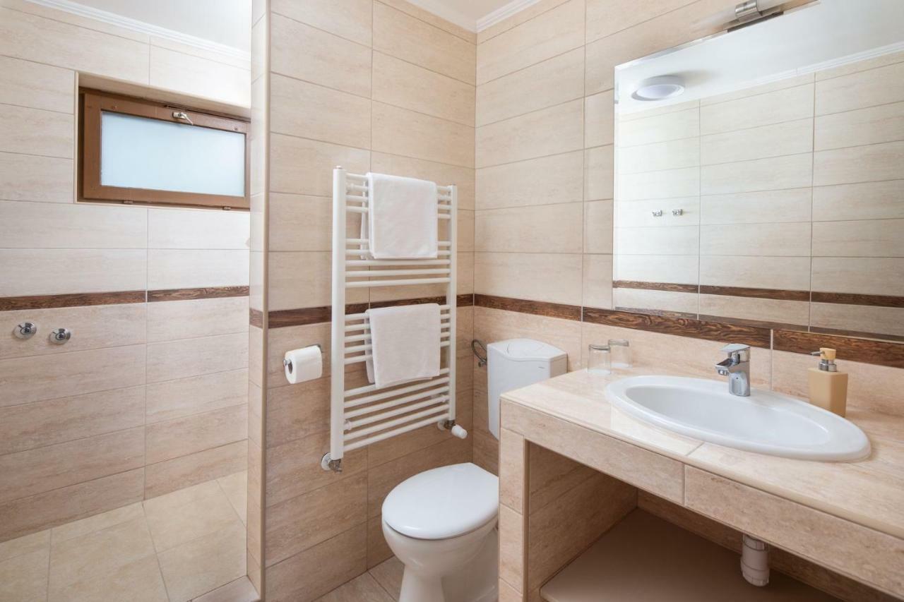 שיופוק Hotel Solero מראה חיצוני תמונה